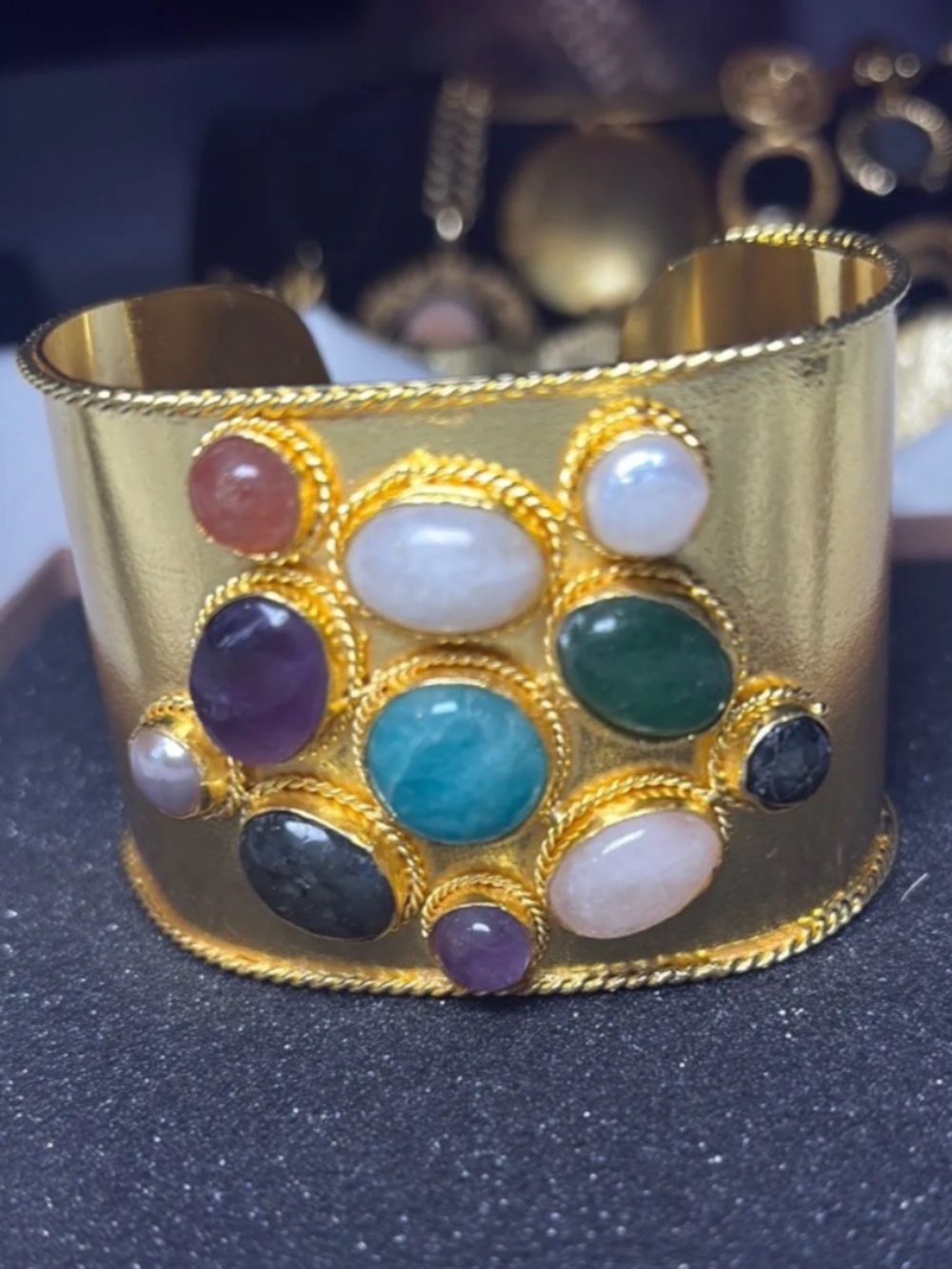 Gemstone cuff